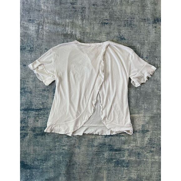 NWT! Chaser White Ruffle Lettuce Hem Open Wrap Back Short Sleeve Top Medium - Picture 2 of 7